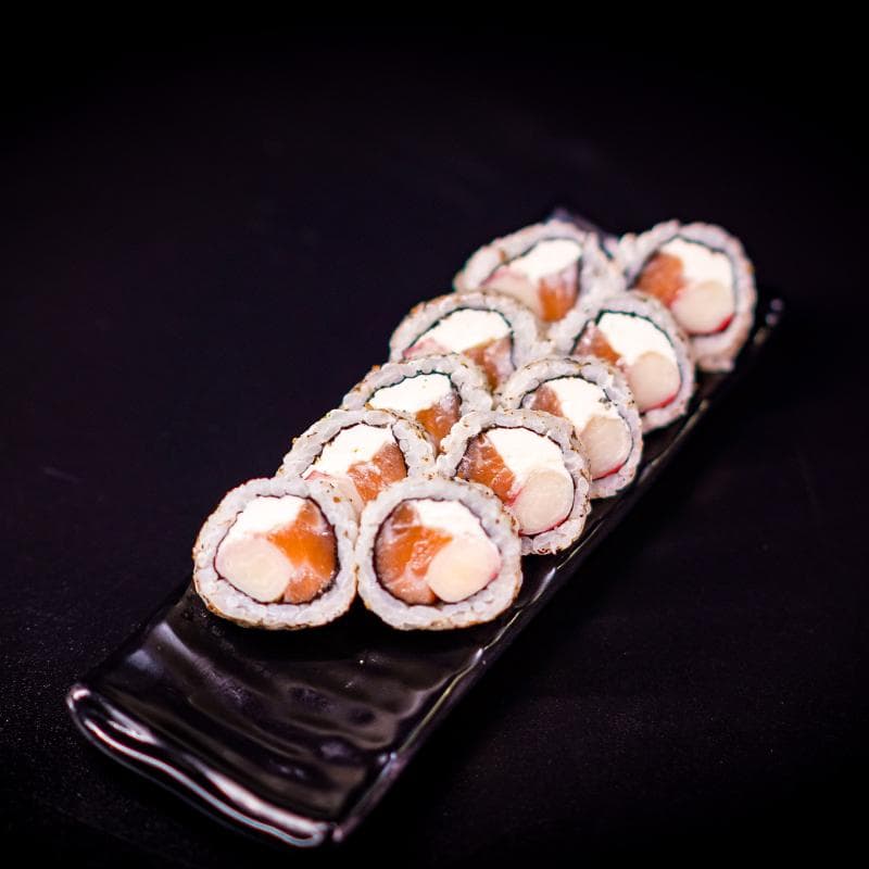 uramaki kani salmão -10 peças — 10 peças